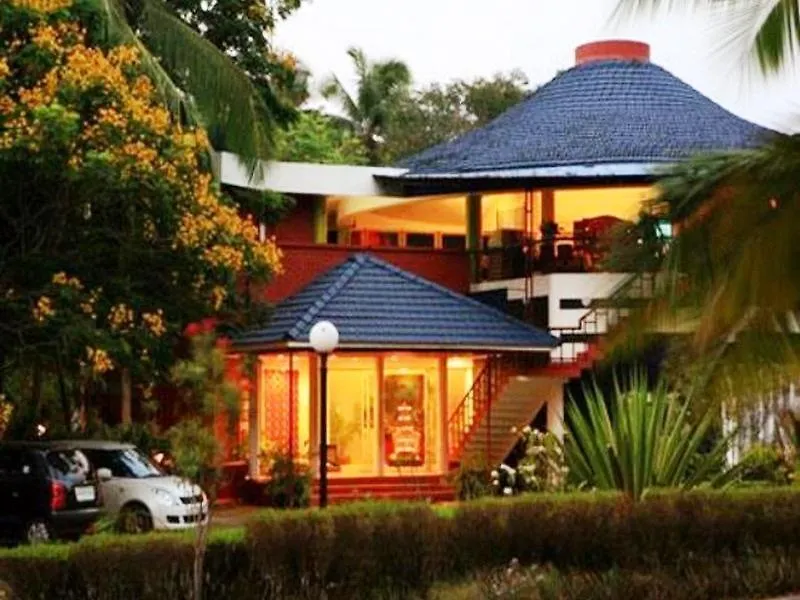 Kappad Beach Resort Chemancheri 3*,